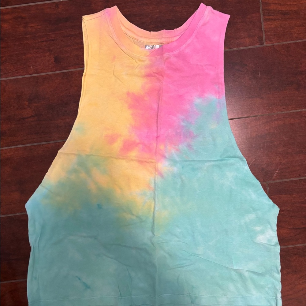 FOREVER21 Tie-Dye Sleeveless Top
